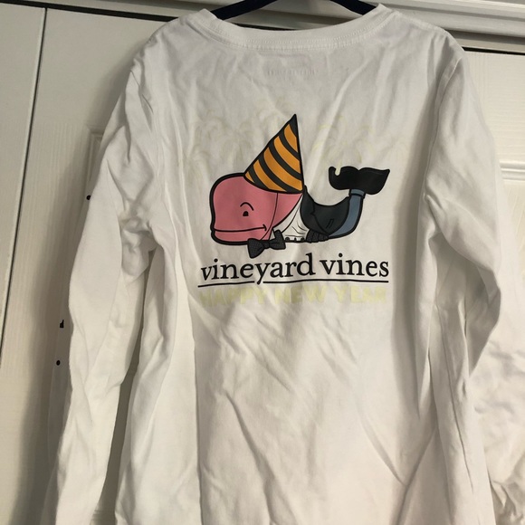 Vineyard Vines boys size 6 New Years shirt. Glow in the dark - Picture 2 of 4